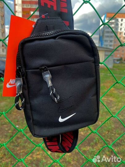 Сумка Nike (+ носки Nike в подарок)