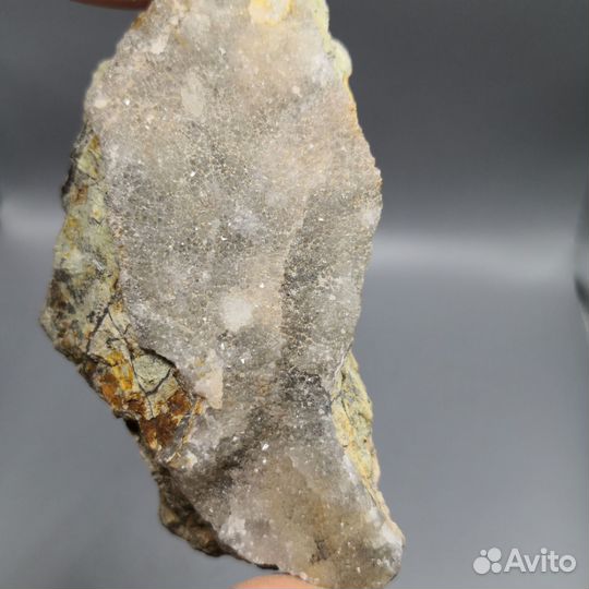 Халцедон, шетка кристаллов