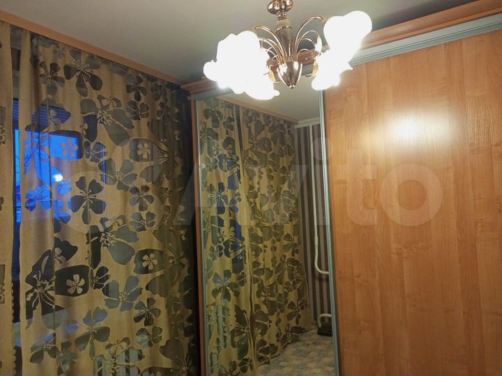 4-к. квартира, 80 м², 3/9 эт.