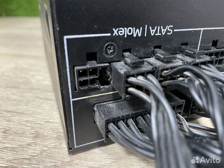 Блок питания 750w A-data XPG core reactor