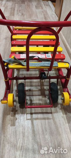 Санки на колесиках складные