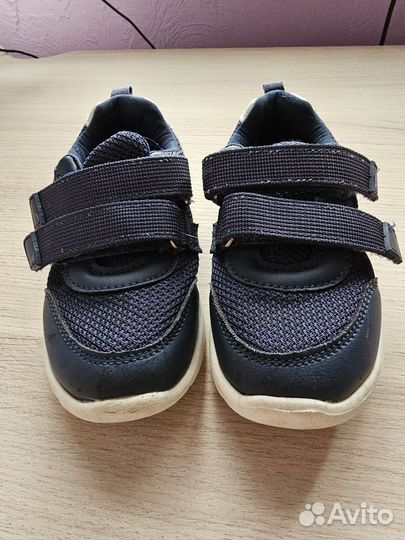 Легкие кеды р25