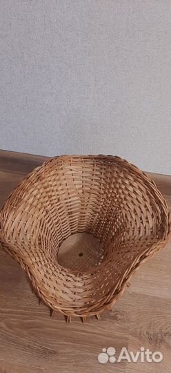 Ваза плетеная