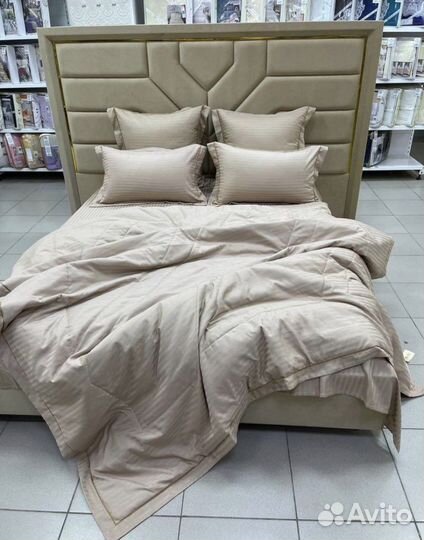 Белье постельное евро с одеялом страйп-сатин новое
