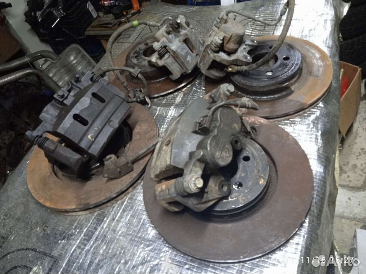 Суппорта комплект для dodge Charger LD