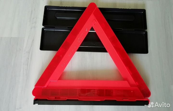 Японский знак аварийной остановки