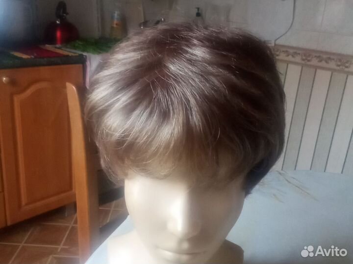 Парик из натуральных волос