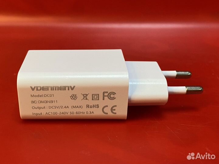 Зарядное устройство DC01V Micro USB White