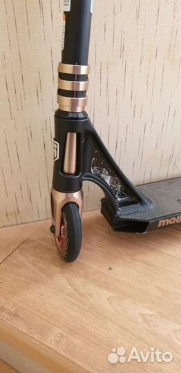 Трюковой самокат Mongoose