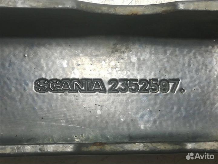Кронштейн противошумного экрана Scania P 440 DC13