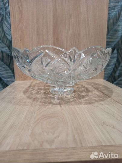 Рюмки, стаканы, вазы хрустальные