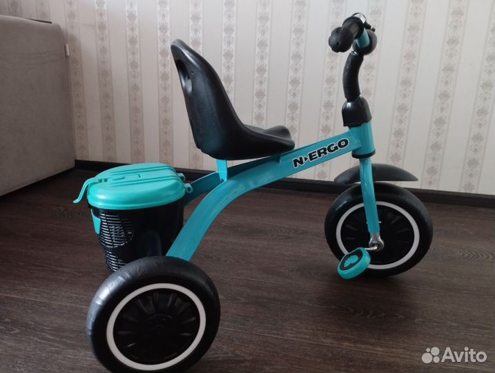 Велосипед трёхколёсный