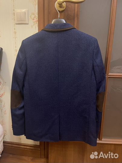 Пиджак на мальчика 152