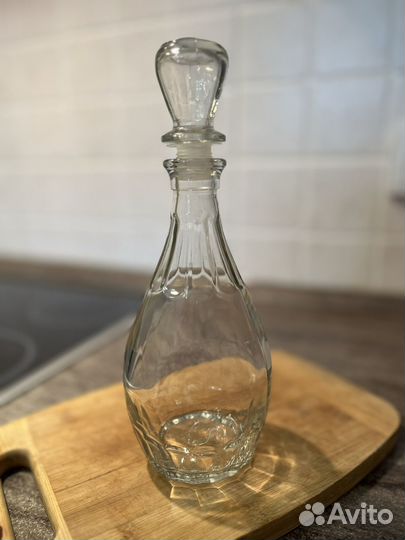 Графин стеклянный с пробкой