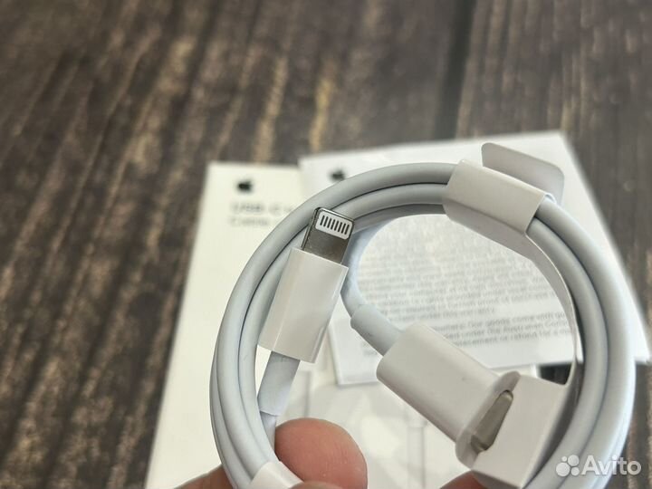 Кабель для iPhone