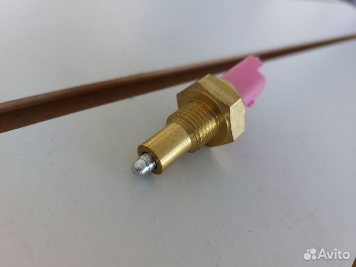 Датчик заднего хода Renault Logan LS /Sandero