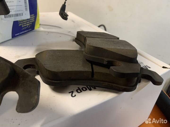 Тормозные колодки icer181862