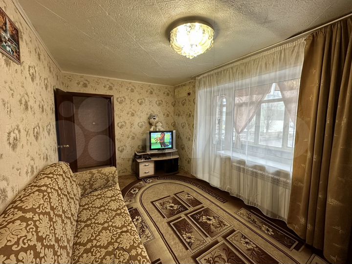 2-к. квартира, 42 м², 2/3 эт.