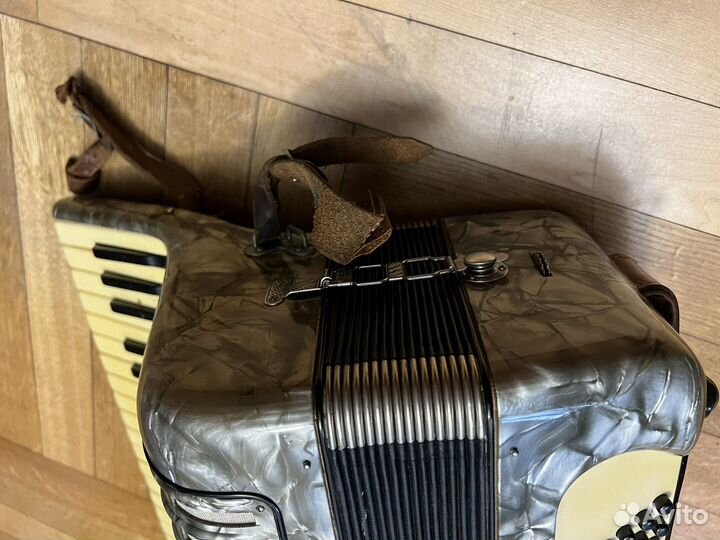 Аккордеон weltmeister werk 1