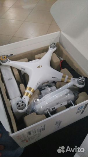 Квадрокоптер dji phantom 3 pro