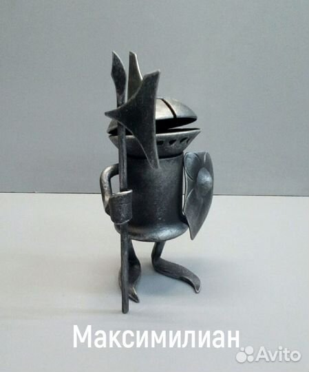 Кованые фигурки рыцарей