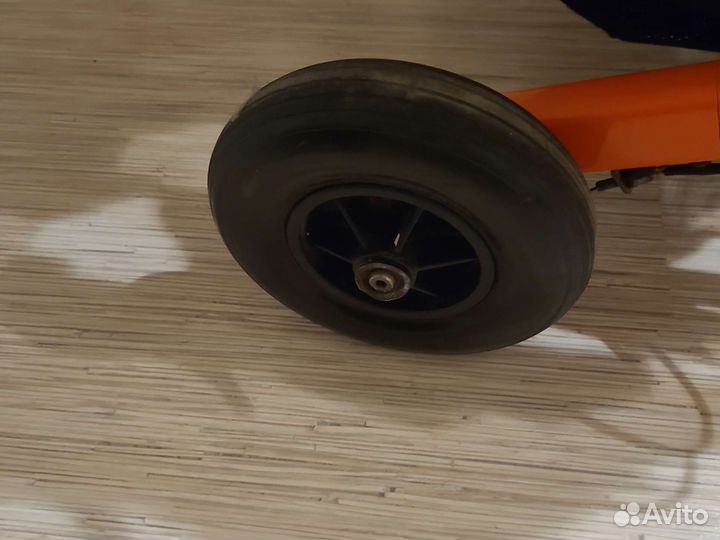 Коляска инвалидная складная