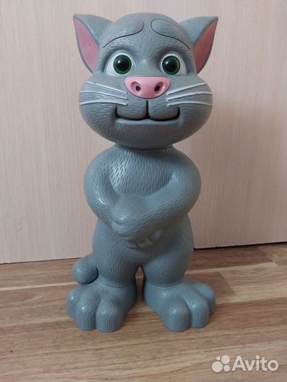 Говорящий кот Том
