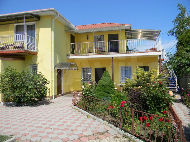 Дом 100 м² на участке 8 сот.