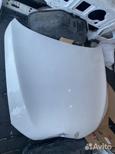 Капот f01 bmw белый а300 под ремонт