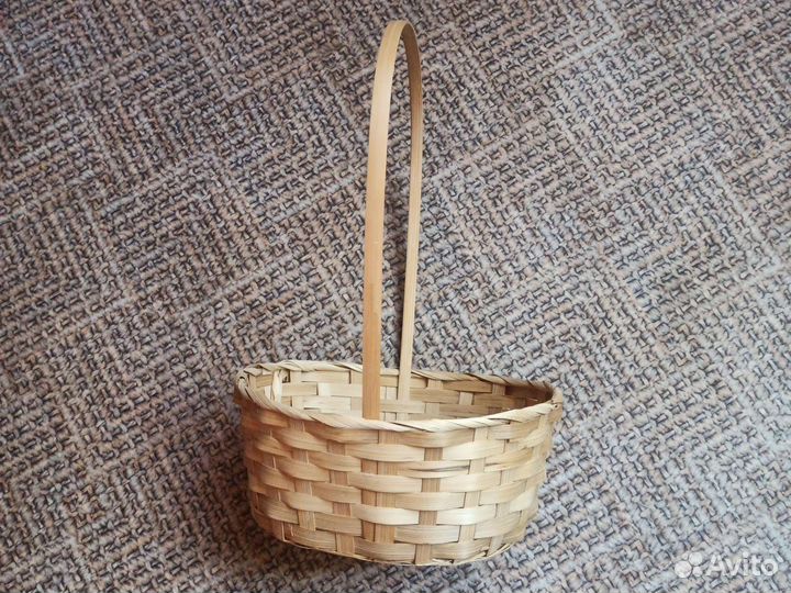 Корзина плетеная для подарков