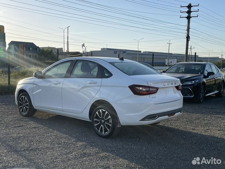 LADA Vesta 1.8 CVT, 2024, 15 км