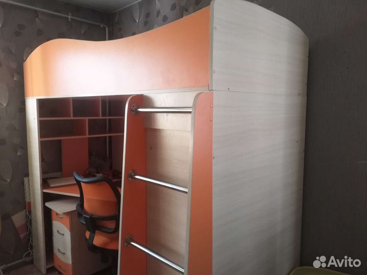 Детский школьный уголок