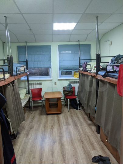 Помещение свободного назначения, 200 м²