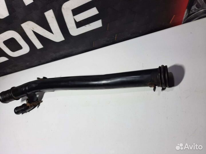 Трубка охлаждающей жидкости Renault Logan 1.4