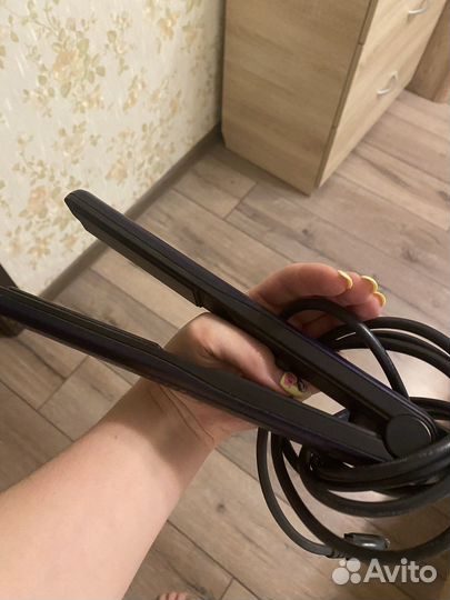 Выпрямитель для волос Rowenta