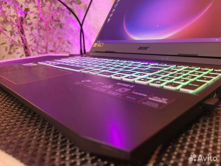 Продам мощный игровой ноутбук