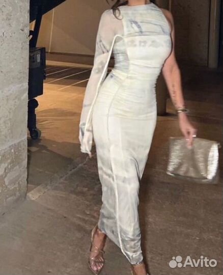 Платье миди с одним рукавом