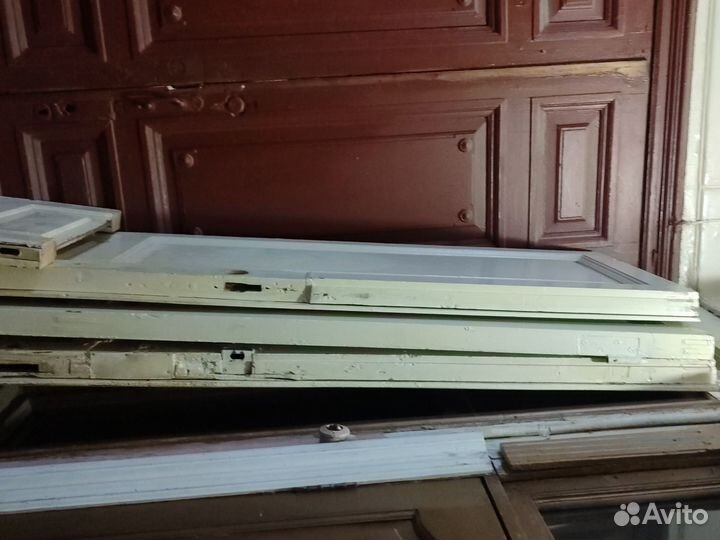 Дверь входная деревянная бу