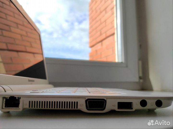 Нетбук Lenovo IdeaPad S10-2