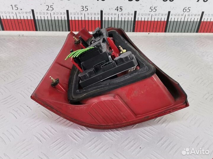 Фонарь задний для Volkswagen Golf 4 1J9945096