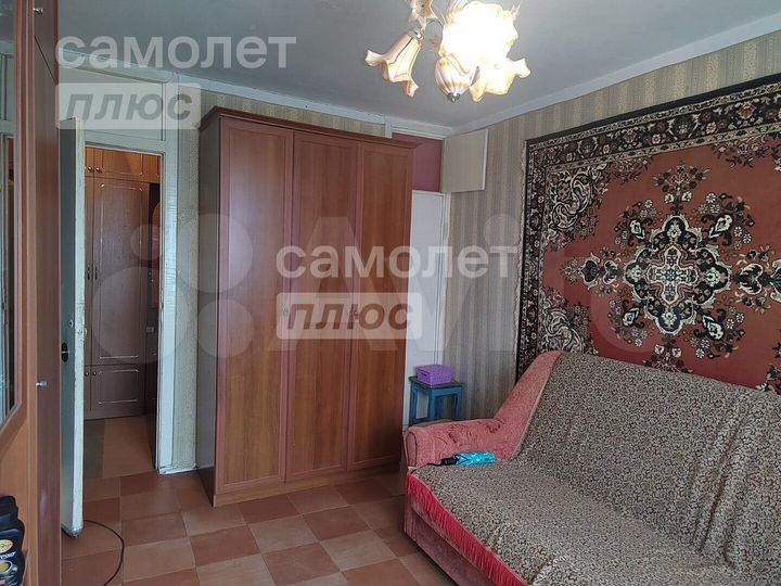 2-к. квартира, 49 м², 4/9 эт.