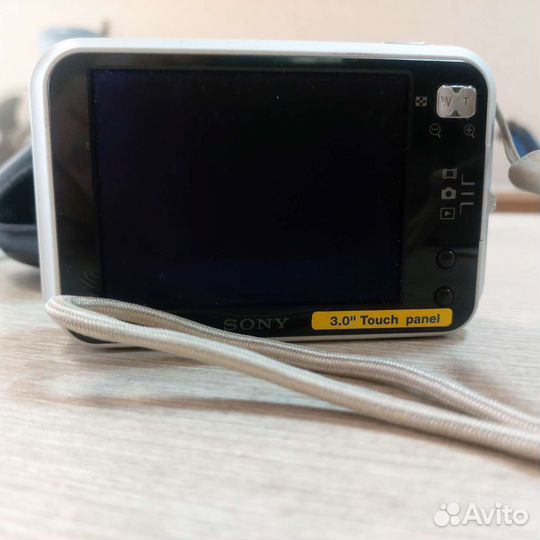 Компактный фотоаппарат