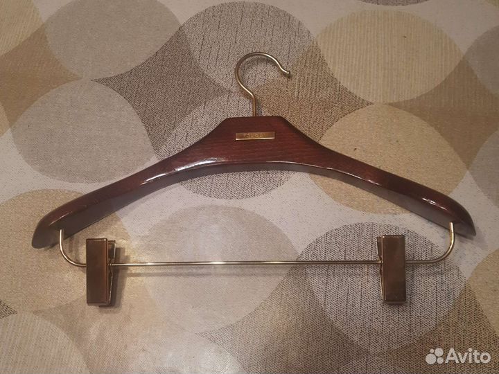 Вешалки плечики деревянные