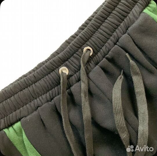 Штаны Corteiz 25 черные с зеленым