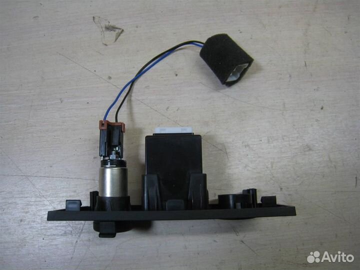 Разъём AUX KIA ceed (ED) 2011