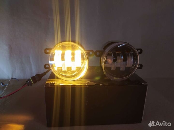 Противотуманные фары toyota LED 50w белый жёлтый
