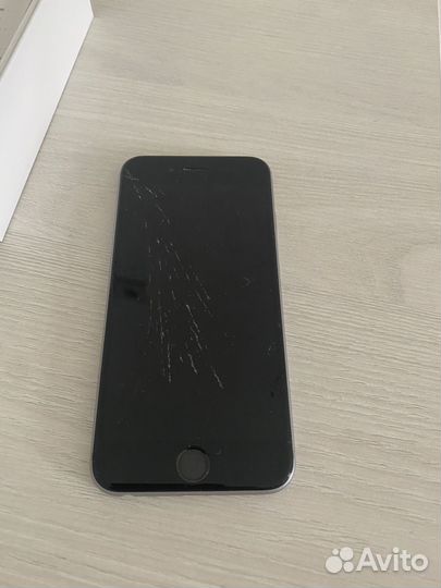 Телефон iPhone 6s