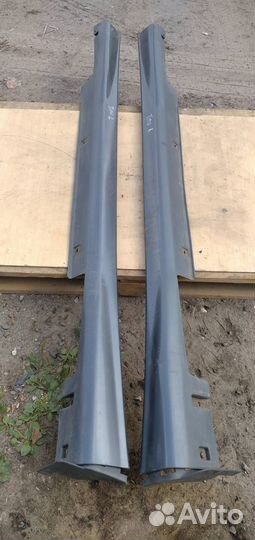 Накладка на порог Nissan Almera Tino V10