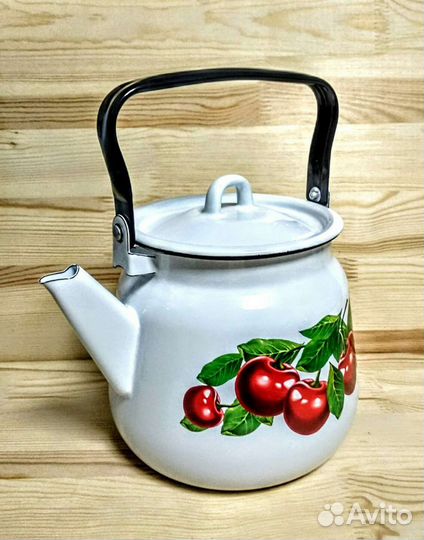 Чайник 3,5 литра. Эмалированный