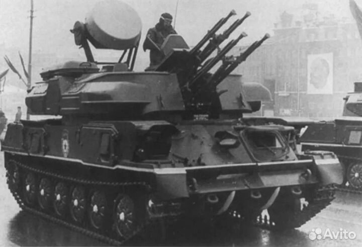 Модель зсу-23-4 «Шилка» 1/100